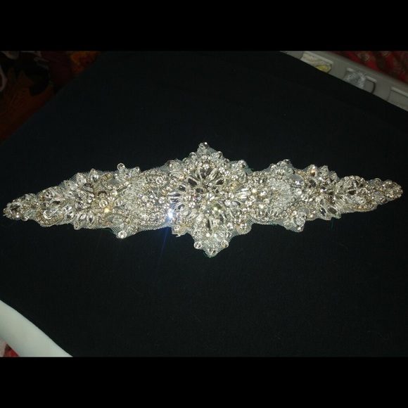 Gown/bridal embellishment belt - Picture 3 of 3